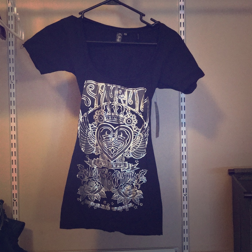 *SOLD* Sinful black T-shirt